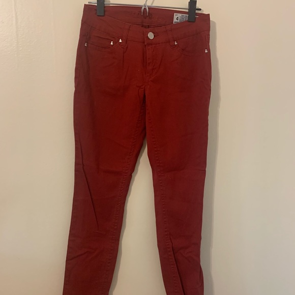 Red Rocks&Indigo Jeans - Picture 2 of 4